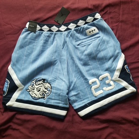 Nike Air Jordan UNC Chapel Hill Shorts - Picture 8 of 16